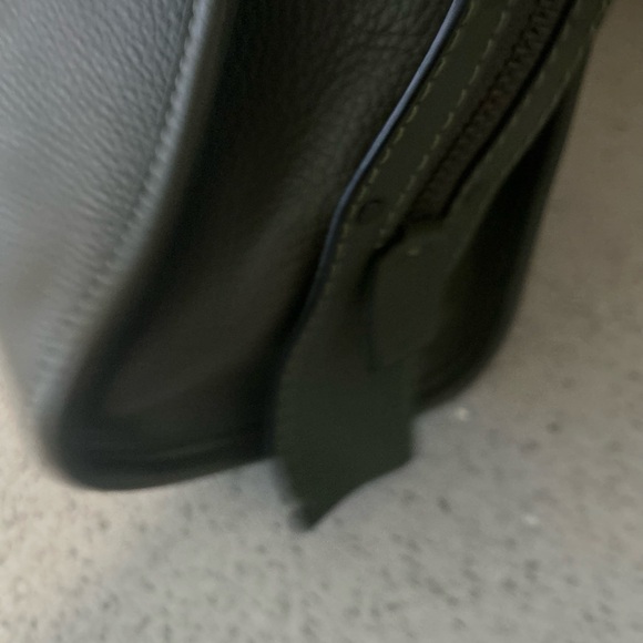 Rogue 36 With Colorblock Snakeskin Detail - Picture 10 of 16